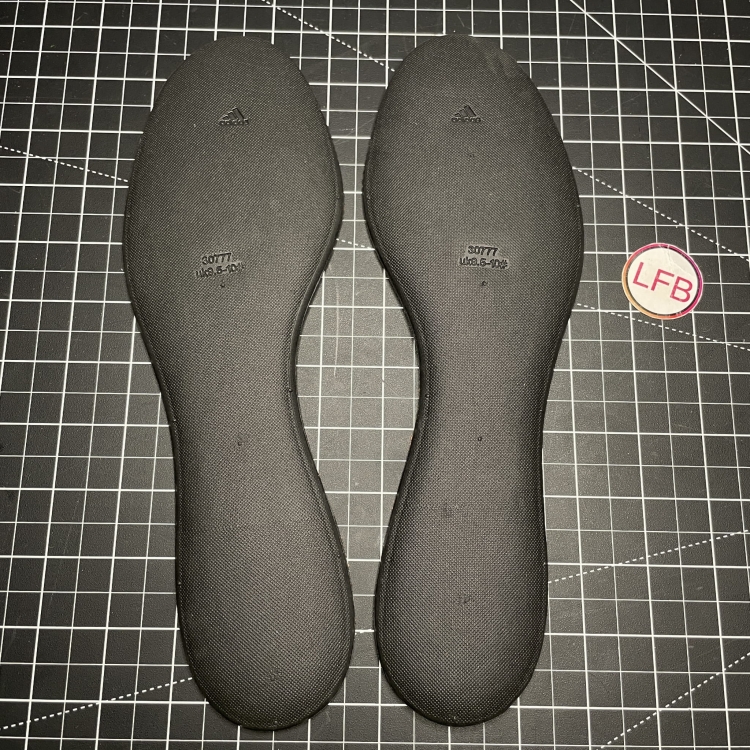 Adidas 11Pro Crazylight