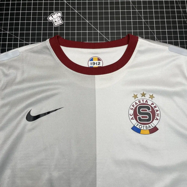 2012/13 Player-Issued Nike Sparta Praha Away Football Shirt • tiziano.shop
