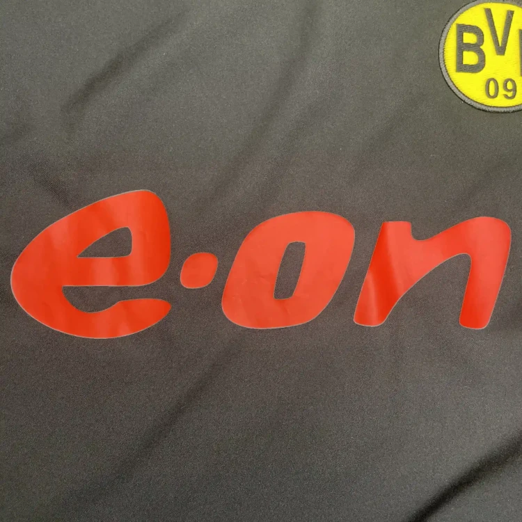 2004/05 Nike Borussia Dortmund #21 Metzelder Away Football Shirt • tiziano.shop
