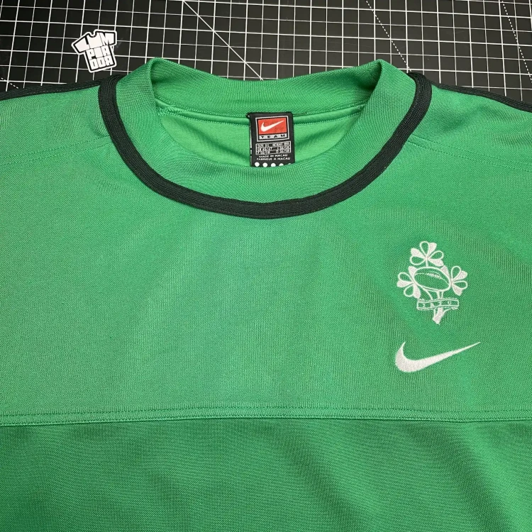 1993/95 Player-Issued Nike Ireland Rugby Training Jersey • tiziano.shop
