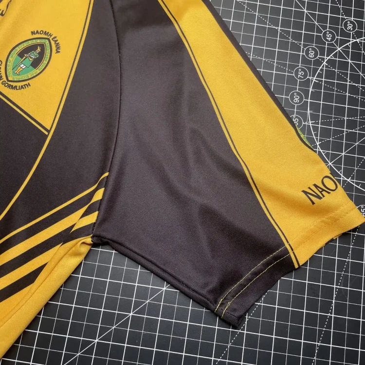 O'Neills Naomh Éanna GAA #20 Home Jersey • tiziano.shop