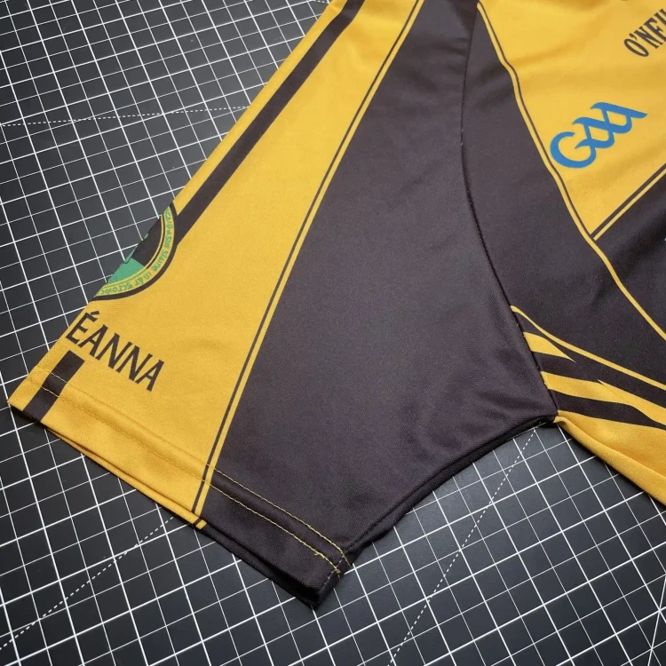 O'Neills Naomh Éanna GAA #20 Home Jersey • tiziano.shop