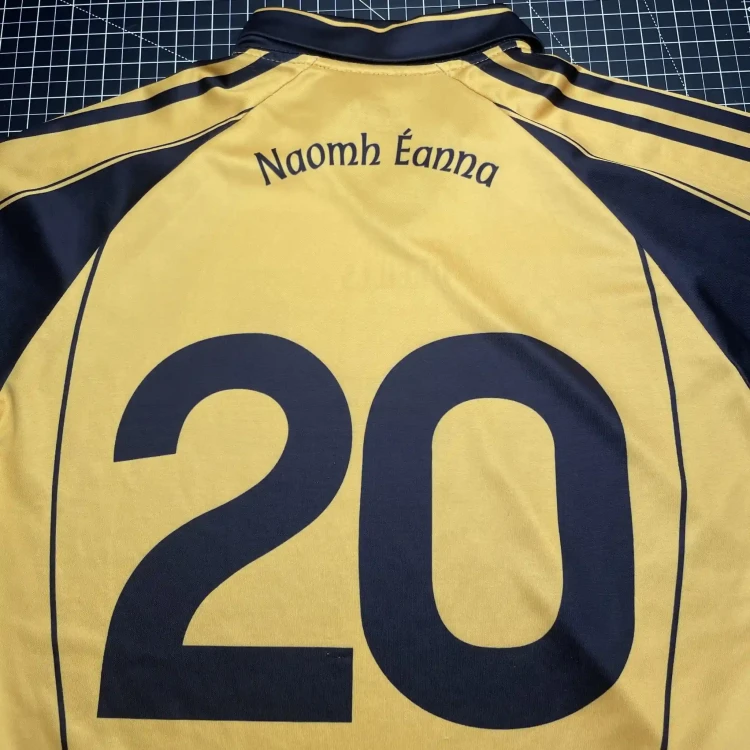 O'Neills Naomh Éanna GAA #20 Home Jersey • tiziano.shop