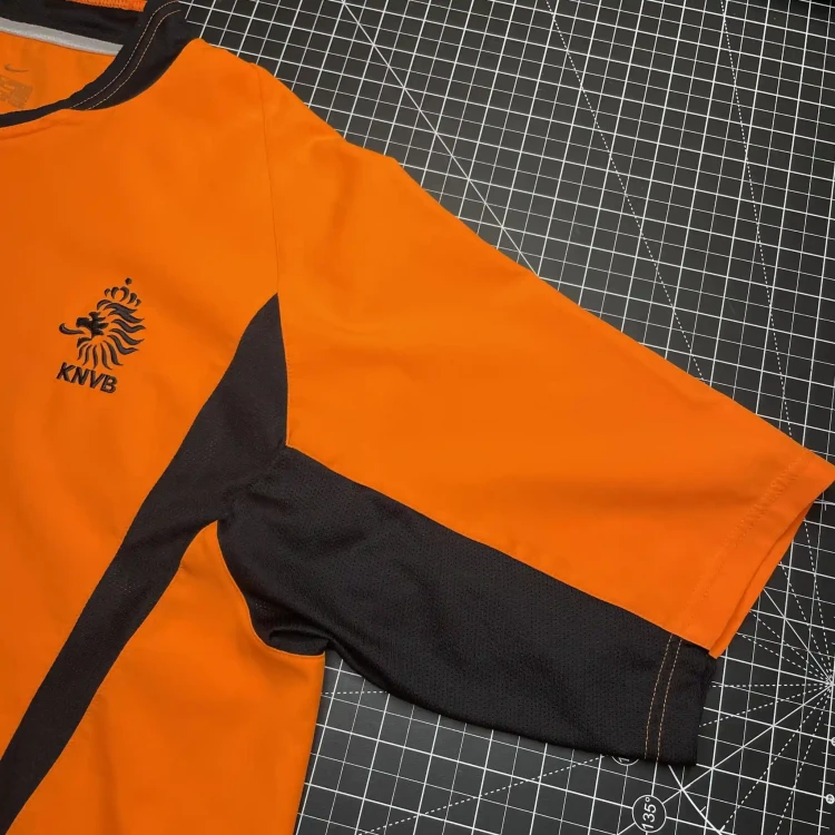 2002/04 Nike Netherlands Home Football Shirt • tiziano.shop