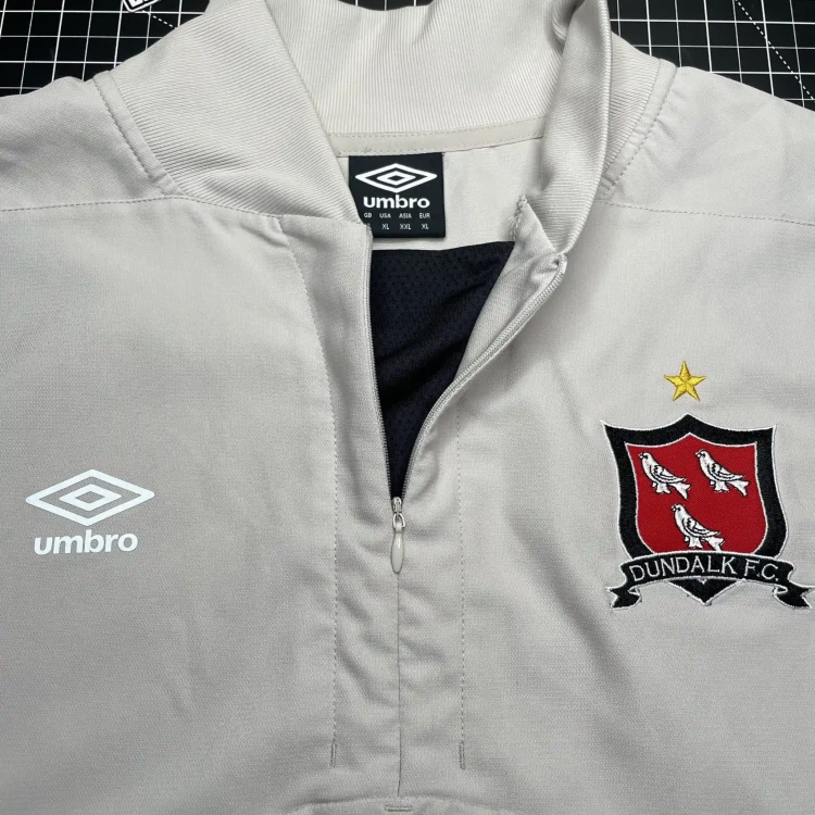 Umbro Dundalk FC Quarter Zip Top • tiziano.shop