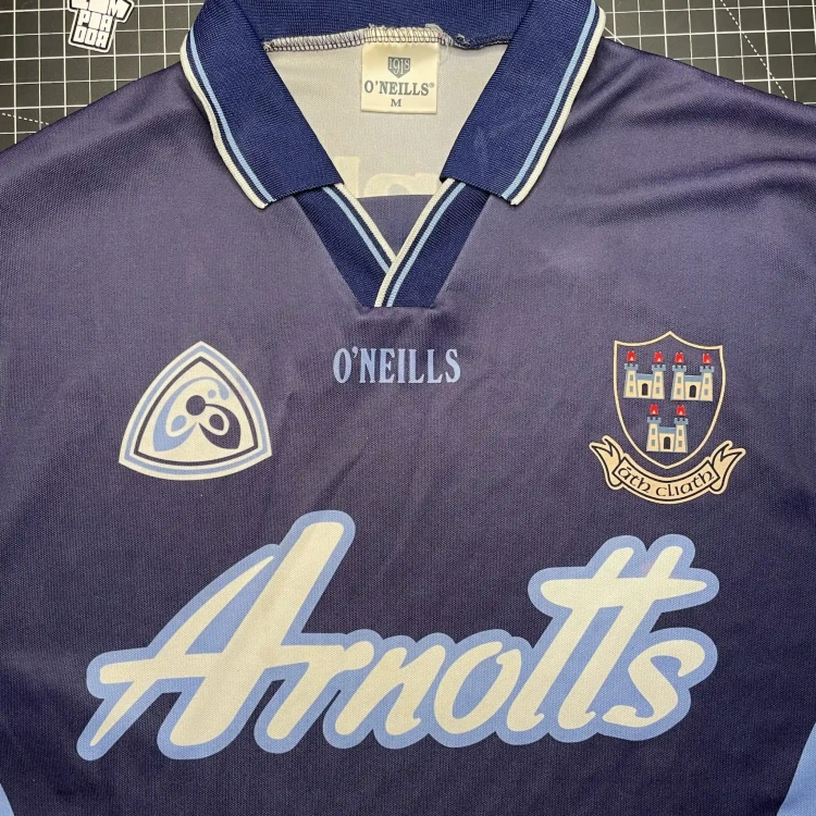 2000/02 O'Neills Dublin GAA Goalkeeper Jersey • tiziano.shop