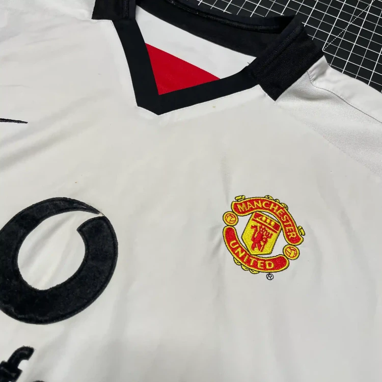 2002/03 Nike Manchester United Away Football Shirt • tiziano.shop