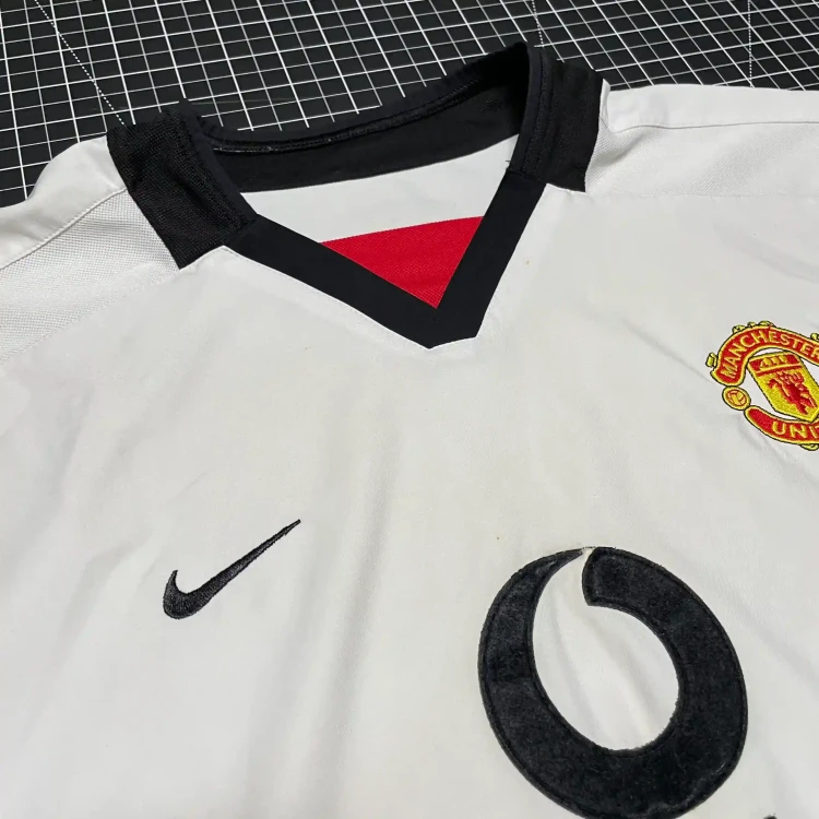 2002/03 Nike Manchester United Away Football Shirt • tiziano.shop