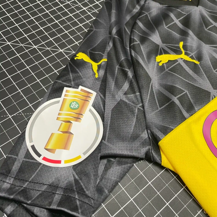 2019/20 Julian Weigl's Match-Worn Puma Borussia Dortmund #33 Weigl Home Football Shirt • tiziano.shop